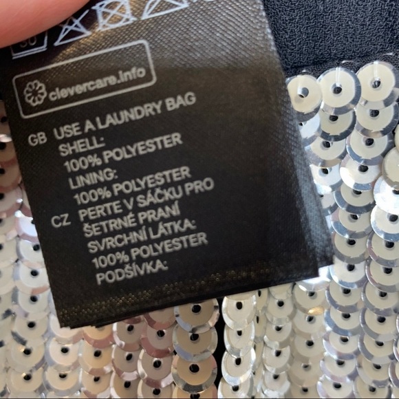 SOLD.  H&M sequin drawstring shorts champagne gold - Picture 4 of 4